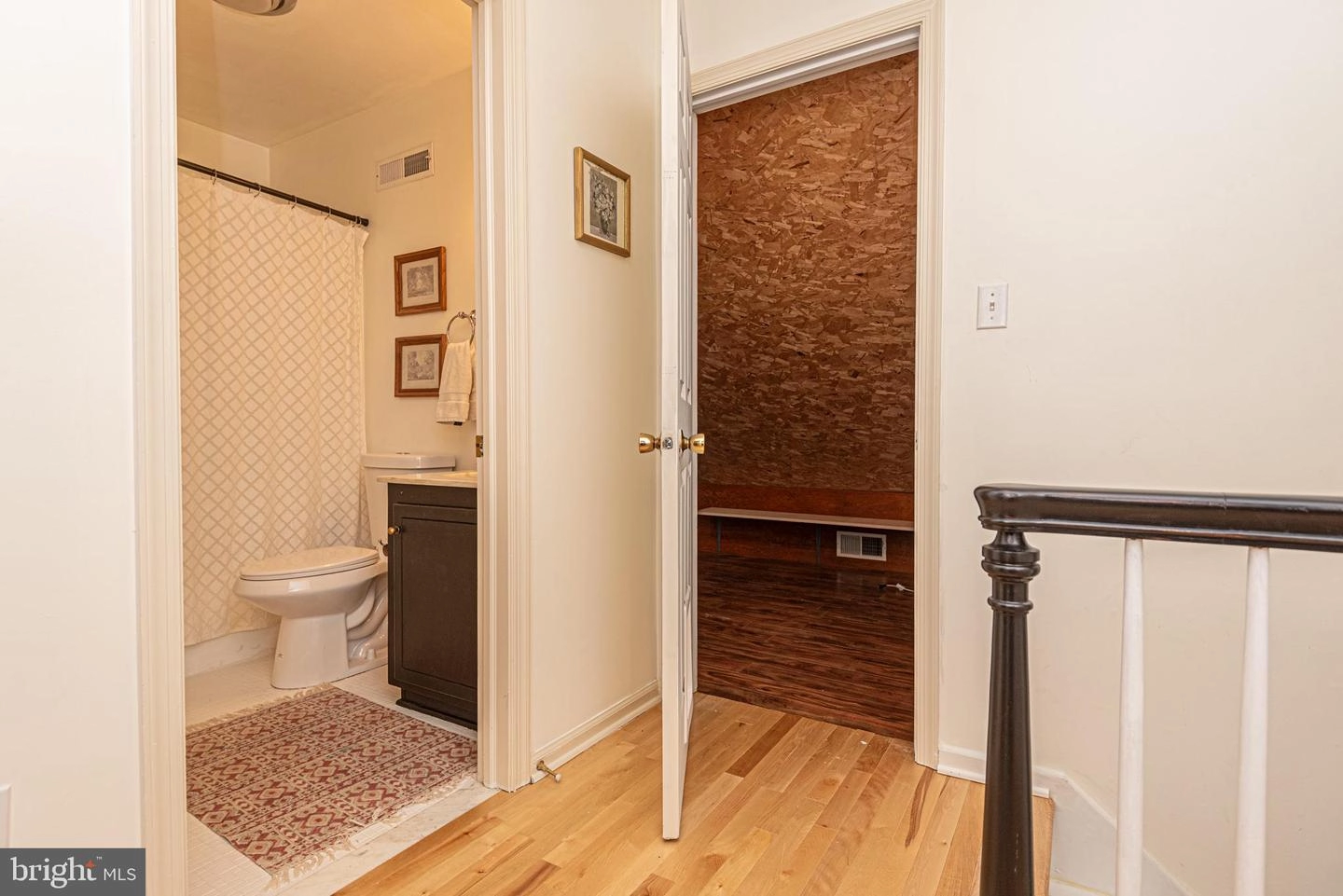 Entry Way - 30521 E Rustic Dr, Salisbury, MD 21804 photo 10 of 10