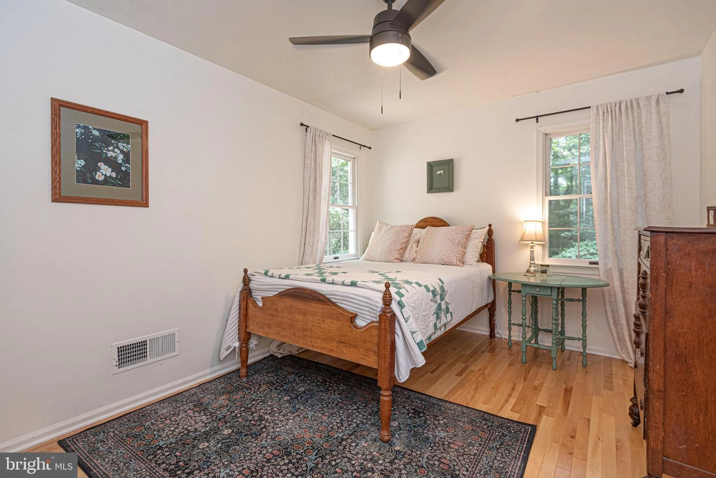 Bedroom - 30521 E Rustic Dr, Salisbury, MD 21804 photo 5 of 9