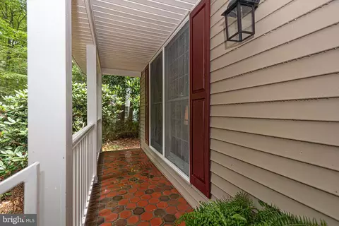 Exterior - 30521 E Rustic Dr, Salisbury, MD 21804 photo 5 of 18