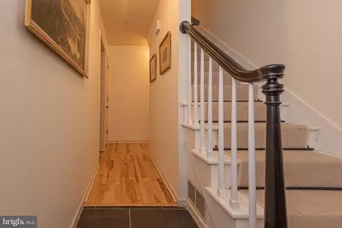 Entry Way - 30521 E Rustic Dr, Salisbury, MD 21804 photo 4 of 10
