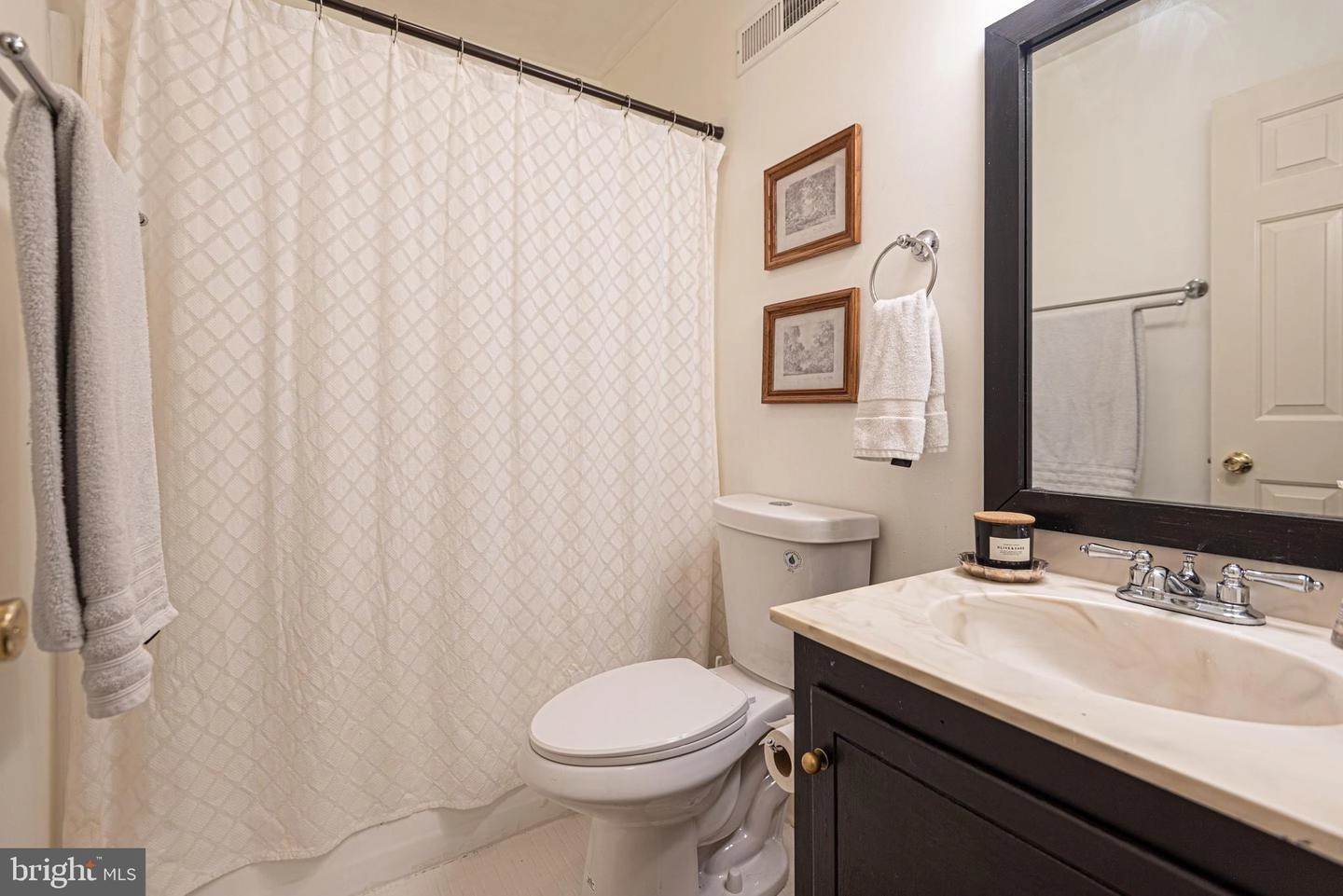 Bath - 30521 E Rustic Dr, Salisbury, MD 21804 photo 6 of 7