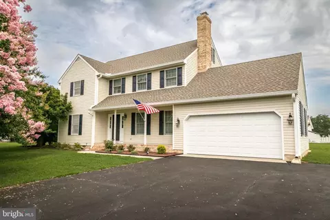 27976 Cross Creek Dr, Salisbury, MD 21801