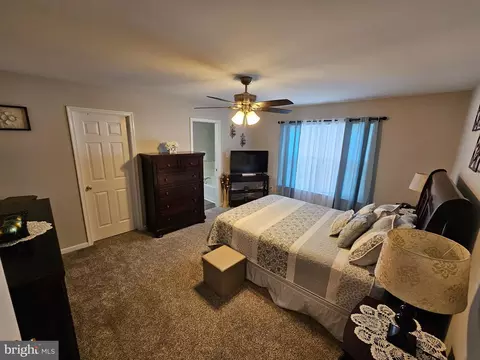 Bedroom - 1410 Killarney Dr, Salisbury, MD 21804 photo 1 of 5
