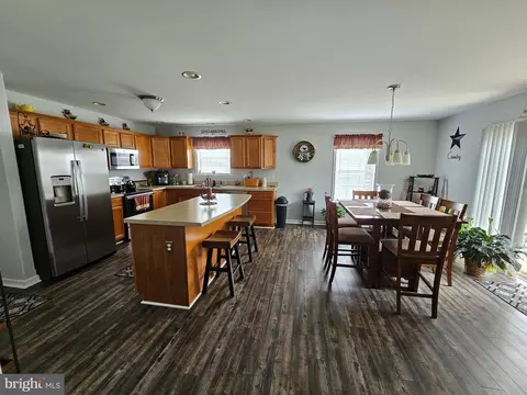 Kitchen - 1410 Killarney Dr, Salisbury, MD 21804 photo 2 of 6