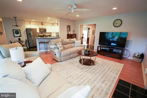 30327 Dixon Rd, Salisbury, MD 21804 photo 8