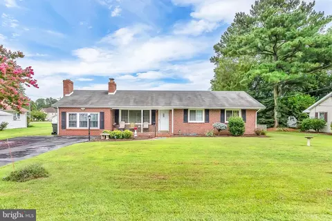 1736 Crestwood Cir, Salisbury, MD 21804