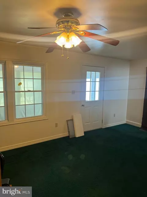 906 Lake St, Salisbury, MD 21801 photo 12