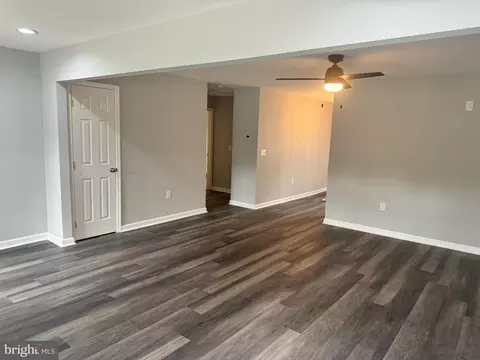 Living - 1713 Wilson Ln, Salisbury, MD 21801 photo 5 of 8