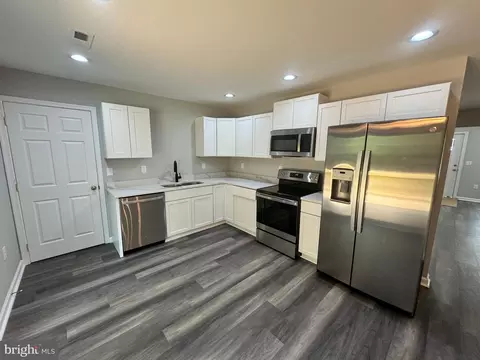 Kitchen - 1713 Wilson Ln, Salisbury, MD 21801 photo 1 of 1