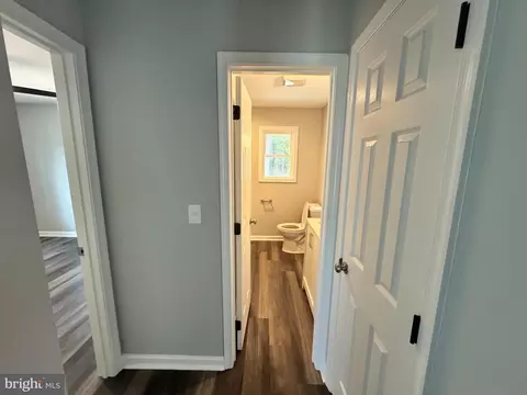 Entry Way - 1713 Wilson Ln, Salisbury, MD 21801 photo 2 of 2