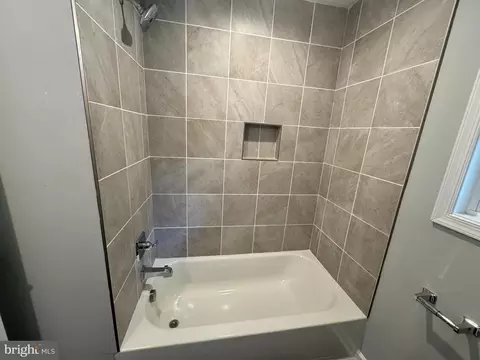 Bath - 1713 Wilson Ln, Salisbury, MD 21801 photo 2 of 2