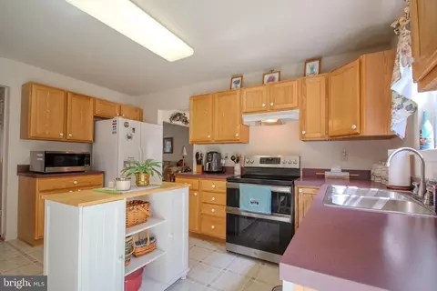 8595 Shadow Ln, Delmar, MD 21875 photo 7