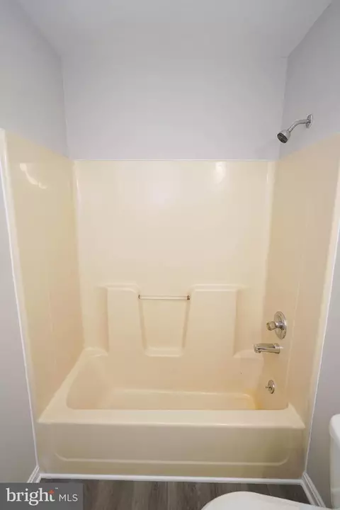 Bath - 315 Hazel Ave, Salisbury, MD 21801 photo 3 of 3