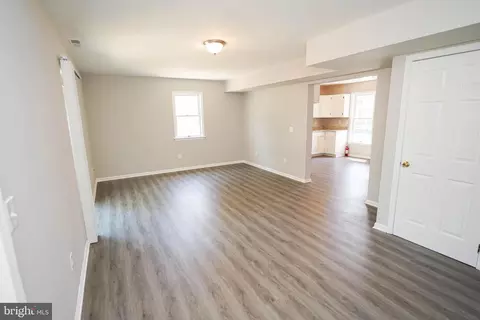 Living - 315 Hazel Ave, Salisbury, MD 21801 photo 3 of 5