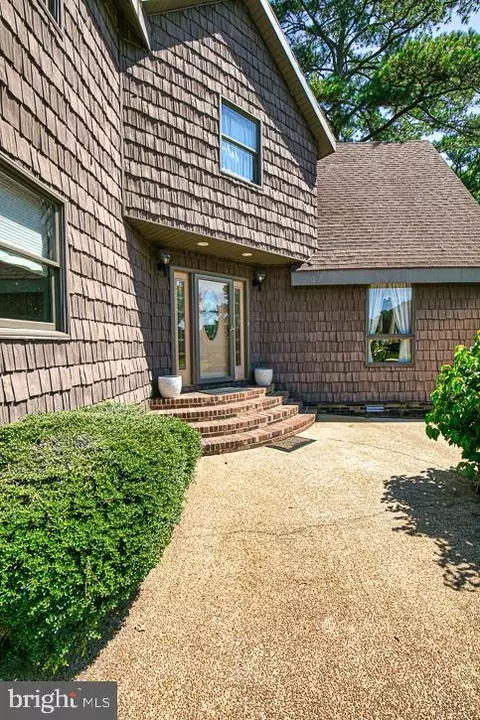 Exterior - 6090 Massey Crossing Rd, Willards, MD 21874 photo 2 of 24