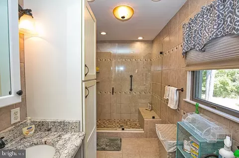 Bath - 6090 Massey Crossing Rd, Willards, MD 21874 photo 6 of 6