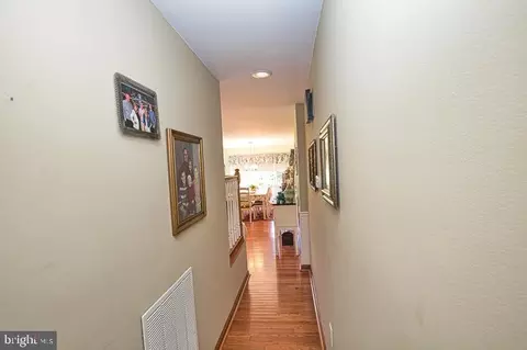 Entry Way - 6090 Massey Crossing Rd, Willards, MD 21874 photo 6 of 11