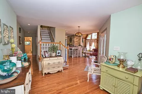 Entry Way - 6090 Massey Crossing Rd, Willards, MD 21874 photo 5 of 11