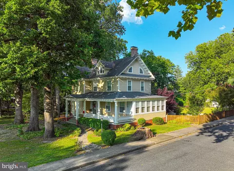 911 Camden Ave, Salisbury, MD 21801