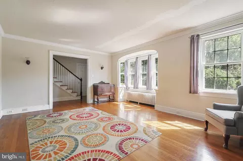 Living - 305 N Clairmont Dr, Salisbury, MD 21801 photo 4 of 4