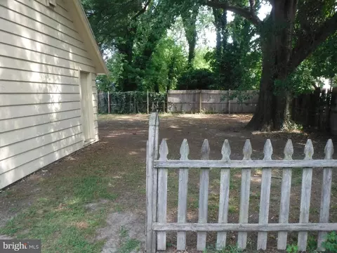 Exterior - 209 Marshall St, Salisbury, MD 21804 photo 3 of 3