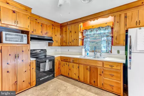 100 Justice Ave, Salisbury, MD 21804 photo 9