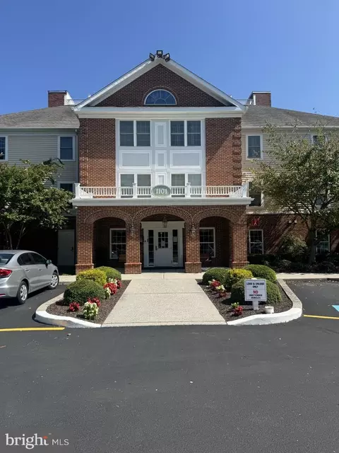 1101 S Schumaker Dr #203, Salisbury, MD 21804