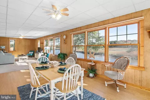 Dining - 21633 Wetipquin Rd, Quantico, MD 21856 photo 1 of 4
