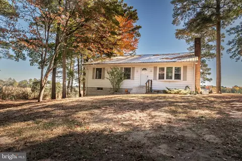 Exterior - 21633 Wetipquin Rd, Quantico, MD 21856 photo 1 of 11