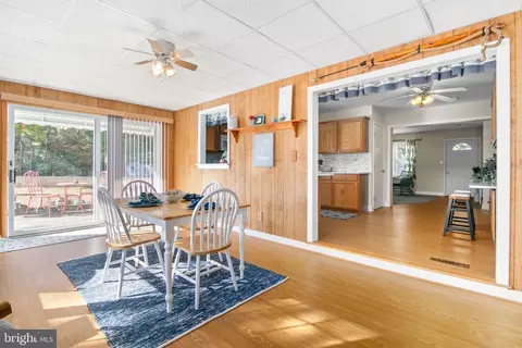 Dining - 21633 Wetipquin Rd, Quantico, MD 21856 photo 4 of 4