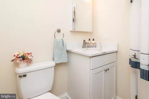 Bath - 21633 Wetipquin Rd, Quantico, MD 21856 photo 1 of 3