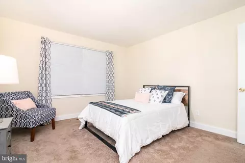 Bedroom - 21633 Wetipquin Rd, Quantico, MD 21856 photo 2 of 6