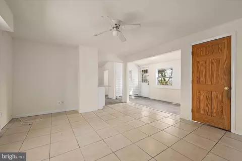 231 Hazel Ave, Salisbury, MD 21801 photo 8