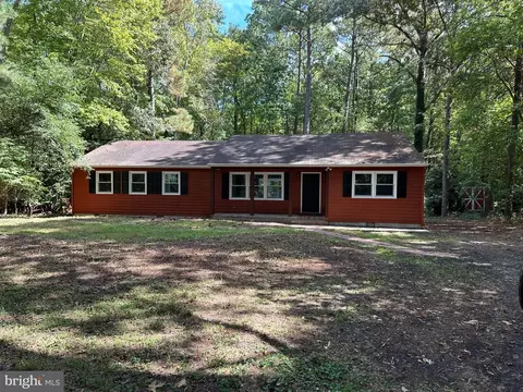 8481 Northumberland Dr, Delmar, MD 21875