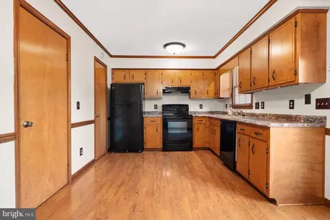 Kitchen - 1007 Sumac Cir, Salisbury, MD 21804 photo 2 of 3