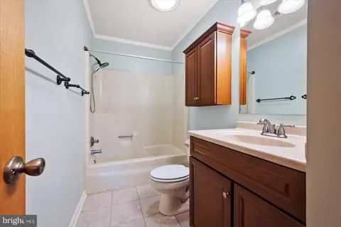 Entry Way - 1007 Sumac Cir, Salisbury, MD 21804 photo 1 of 2