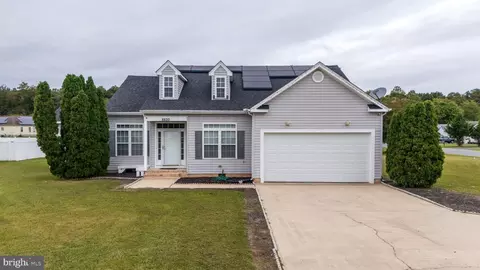 8830 Lynch Dr, Delmar, MD 21875