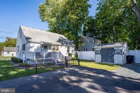 Exterior - 609 Roger St, Salisbury, MD 21804 photo 5 of 6