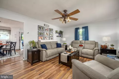Entry Way - 609 Roger St, Salisbury, MD 21804 photo 1 of 1