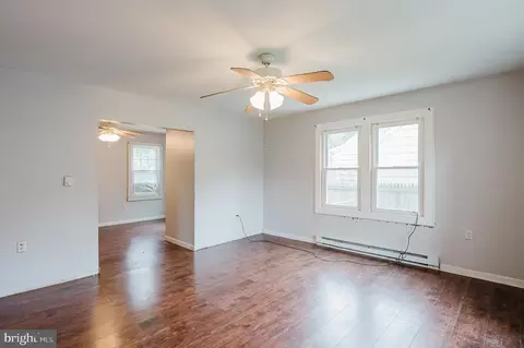 Living - 1925 Pine Way, Salisbury, MD 21804 photo 1 of 3