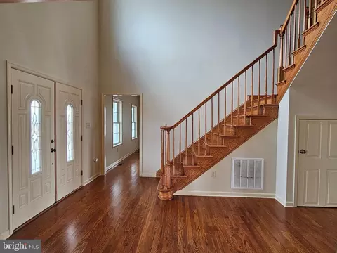 Entry Way - 32289 Mount Hermon Rd, Salisbury, MD 21804 photo 1 of 17
