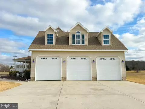 Exterior - 32289 Mount Hermon Rd, Salisbury, MD 21804 photo 7 of 19