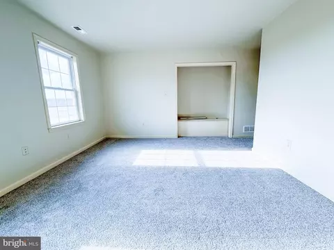 Living - 32289 Mount Hermon Rd, Salisbury, MD 21804 photo 12 of 15
