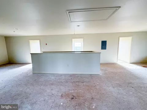 Living - 32289 Mount Hermon Rd, Salisbury, MD 21804 photo 15 of 15