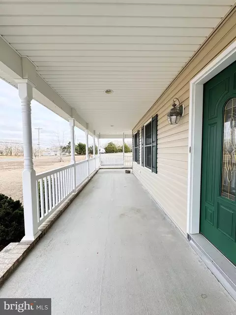 Exterior - 32289 Mount Hermon Rd, Salisbury, MD 21804 photo 13 of 19