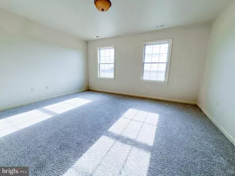 Bedroom - 32289 Mount Hermon Rd, Salisbury, MD 21804 photo 1 of 3