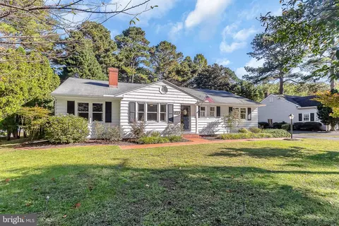 421 Pine Bluff Rd, Salisbury, MD 21801