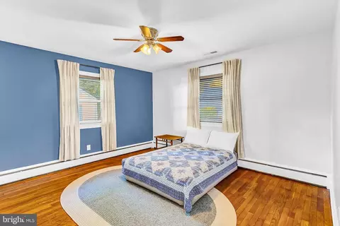Bedroom - 421 Pine Bluff Rd, Salisbury, MD 21801 photo 5 of 6