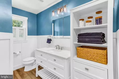 Bath - 421 Pine Bluff Rd, Salisbury, MD 21801 photo 2 of 2