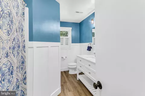 Entry Way - 421 Pine Bluff Rd, Salisbury, MD 21801 photo 1 of 1